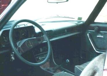 504 coup&eacute; (int&eacute;rieur)